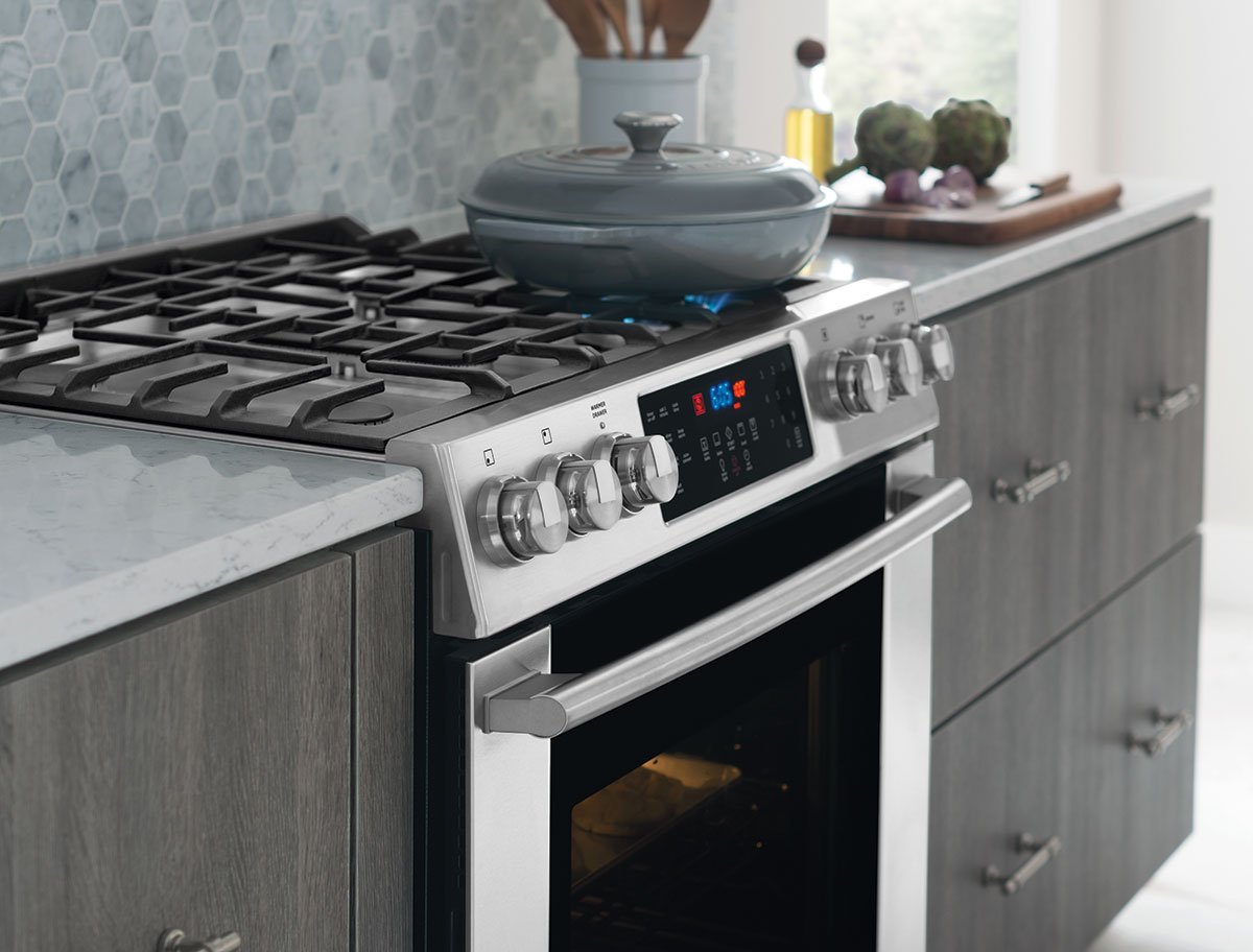 Cooking & Ventilation | Cuisson et ventilation Cooking & Ventilation | Cuisson et ventilation