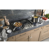 GE Profile™ Series 30" Built-In Gas Cooktop – PGP9030SLSS|Surface de cuisson à gaz encastrée de série GE Profile de 30 po – PGP9030SLSS|PGP9030S