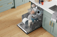 Whirlpool Large Capacity Dishwasher with Third Rack - WDT970SAKV | Lave-vaisselle Whirlpool à grande capacité avec 3e panier - WDT970SAKV | WDT970KV