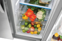 Frigidaire 22.3 Cu. Ft. Side-by-Side Refrigerator - FRSS2323AS | Réfrigérateur Frigidaire de 22,3 pi3 à compartiments juxtaposés - FRSS2323AS | FRSS232S