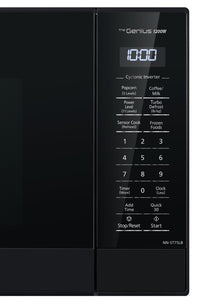 Panasonic 1.6 Cu. Ft. Countertop Microwave Oven - NNST75LB | Four à micro-ondes de comptoir Panasonic de 1,6 pi3 - NNST75LB | NNST75LB