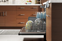 Whirlpool Top-Control Dishwasher with Third Rack - WDTA50SAKB | Lave-vaisselle Whirlpool avec commandes sur le dessus et 3e panier - WDTA50SAKB | WDTA50KB